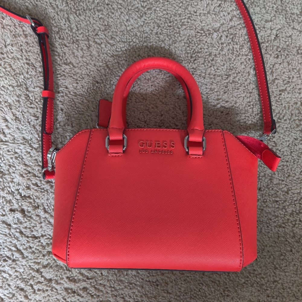 NEW Guess Purse 👛👜 - Picture 4 of 8